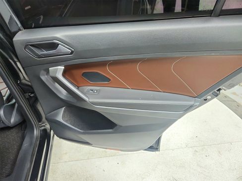 Used 2024 Volkswagen Tiguan SEL R-Line image 45