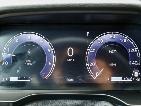 Used 2025 Jeep Grand Cherokee Limited w/ Luxury Tech Group II AWD/4WD image 23