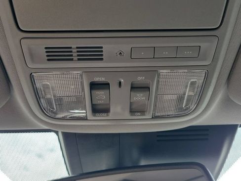 Used 2022 Honda CR-V EX-L image 25