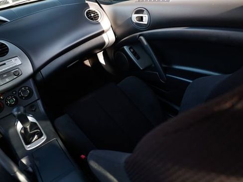 Used 2009 Mitsubishi Eclipse GS image 27
