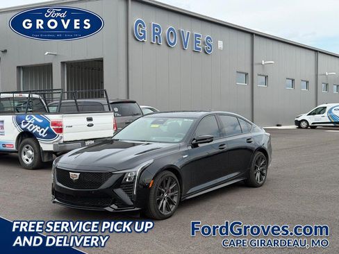 Used 2026 Cadillac CT5 V AWD/4WD image 1