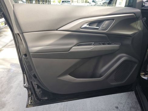 New 2026 Chevrolet Equinox EV LT image 18