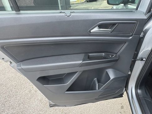 Used 2021 Volkswagen Atlas SEL AWD/4WD image 17