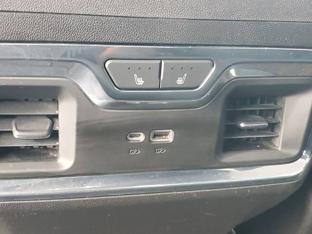 Certified 2024 Chevrolet Silverado 1500 High Country AWD/4WD image 10