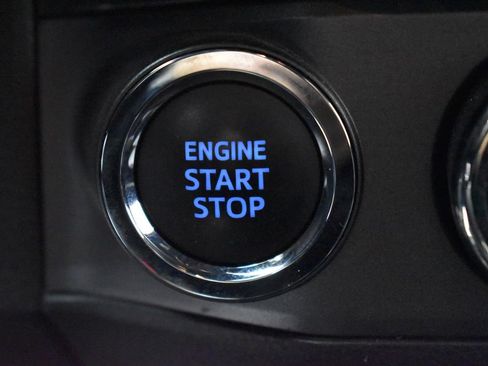 Used 2023 Toyota Tacoma TRD Sport AWD/4WD image 21