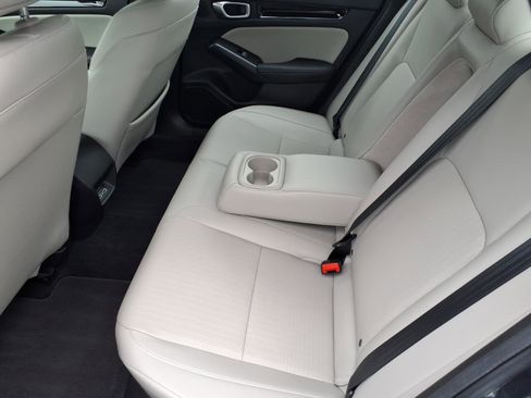 Certified 2024 Honda Civic Touring image 6