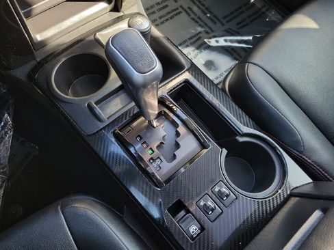 Certified 2020 Toyota 4Runner TRD Off-Road Premium w/ Moonroof Package image 37