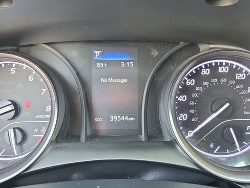 Used 2023 Toyota Camry SE FWD image 21