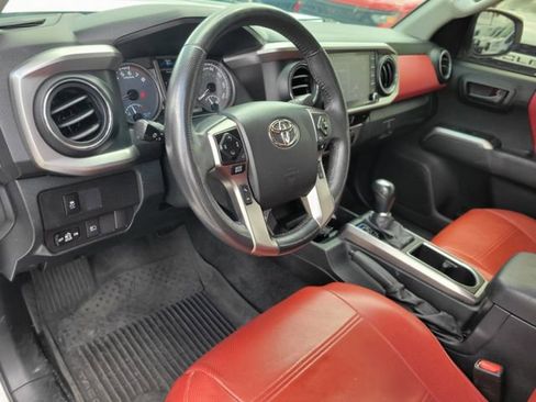 Used 2021 Toyota Tacoma SR5 image 16
