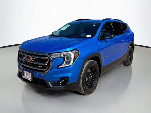 Used 2024 GMC Terrain AT4 w/ Infotainment Package II AWD/4WD image 3