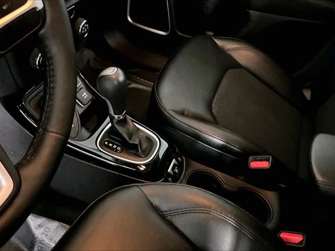 Used 2018 Jeep Compass Latitude AWD/4WD image 15