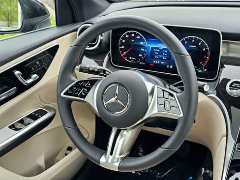 Certified 2026 Mercedes-Benz GLC 300 4MATIC image 28