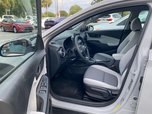 Used 2022 Hyundai Kona SE FWD image 26