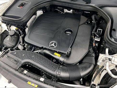 Used 2021 Mercedes-Benz GLC 300 image 30