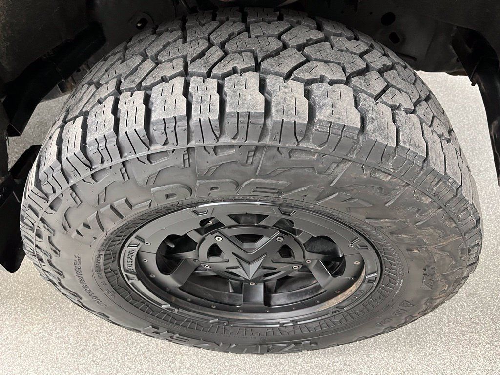 Used 2018 Ford F150 XLT w/ Equipment Group 301A Mid AWD/4WD image 16