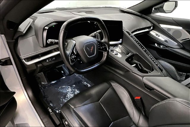 Used 2021 Chevrolet Corvette Stingray Preferred Cpe w/ Battery Protection Package RWD image 18