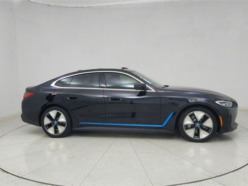 Used 2023 BMW i4 eDrive35 image 64