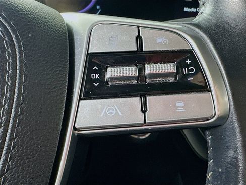 Used 2025 Kia Telluride S AWD/4WD image 24