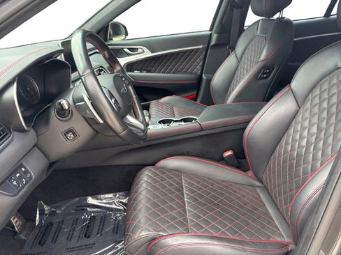 Used 2019 Genesis G70 3.3T Advanced w/ Sport Package image 9