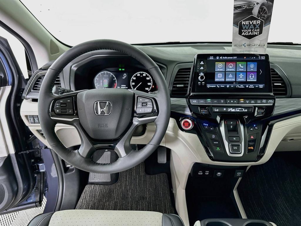 Used 2026 Honda Odyssey Elite image 19