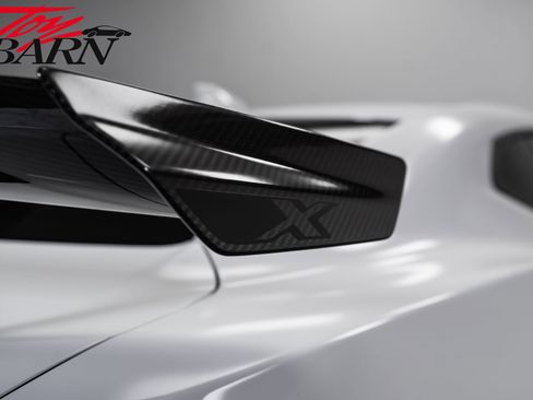Used 2018 Chevrolet Camaro ZL1 RWD image 18