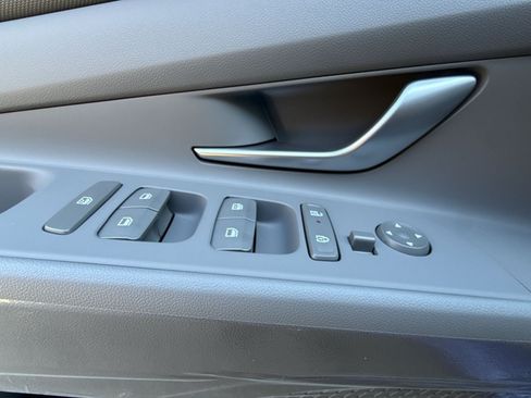 New 2026 Hyundai Elantra Sport FWD image 14