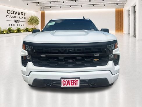 Used 2024 Chevrolet Silverado 1500 Custom RWD image 3