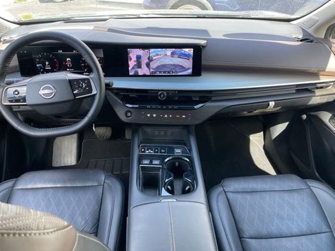 Certified 2025 Nissan Murano Platinum w/ Cargo Package AWD/4WD image 11