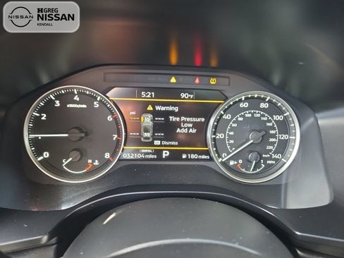 Used 2024 Mitsubishi Outlander AWD image 9