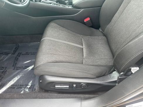 Used 2024 Honda Accord Sport image 19