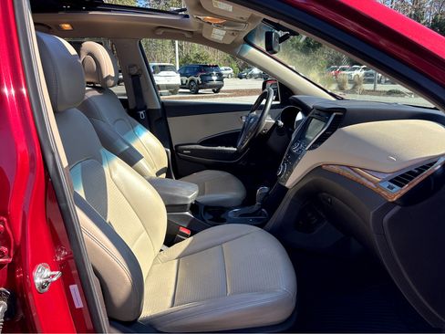 Used 2013 Hyundai Santa Fe Sport 2.0T w/ Technology Pkg image 12