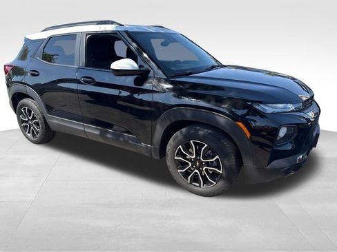 Used 2023 Chevrolet TrailBlazer ACTIV w/ Convenience Package FWD image 7