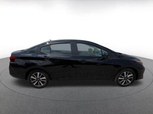 Used 2025 Nissan Versa SV FWD image 15