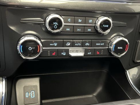 Used 2022 Ford F150 XLT w/ Equipment Group 302A High image 23