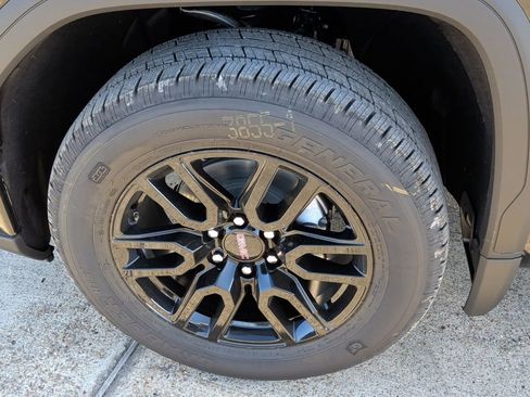 New 2026 GMC Sierra 1500 Pro w/ Graphite Edition image 40