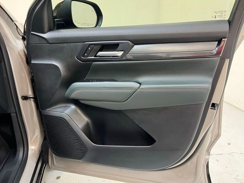 New 2026 GMC Terrain AT4 w/ Convenience Package III image 31