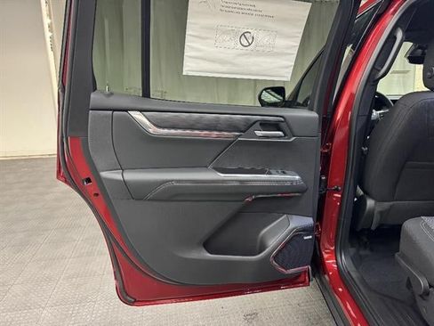 New 2026 GMC Acadia Elevation w/ LPO, Floor Liner Package AWD/4WD image 17