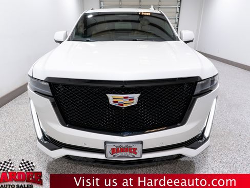 Used 2023 Cadillac Escalade Sport image 7