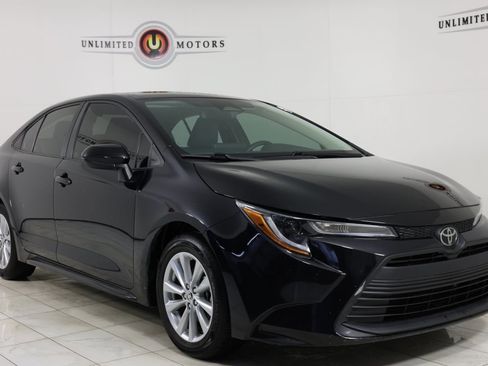 Used 2023 Toyota Corolla LE image 33