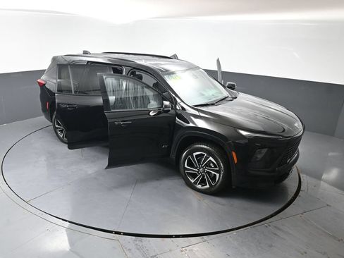 Used 2025 Buick Enclave Sport Touring w/ Power Package AWD/4WD image 64