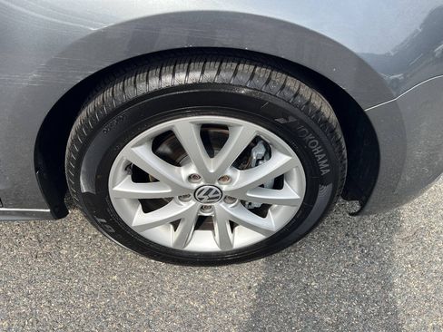 Used 2014 Volkswagen Jetta SE FWD image 20