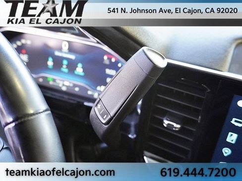 Used 2024 Chevrolet Silverado 2500 LTZ image 32