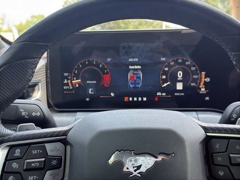 Used 2025 Ford Mustang GT Premium RWD image 19