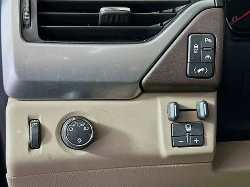 Used 2016 Chevrolet Suburban LT w/ Max Trailering Package image 12