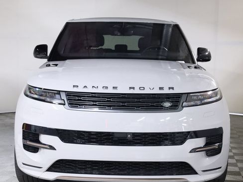 Used 2023 Land Rover Range Rover Sport SE Dynamic AWD/4WD image 2