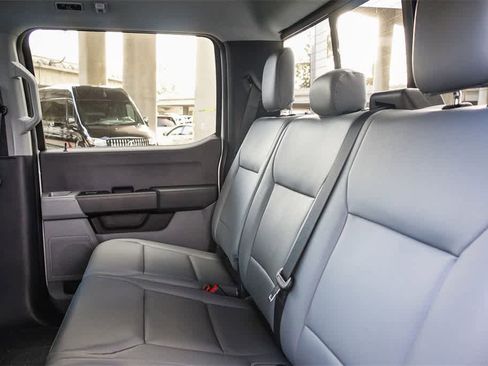 New 2026 Ford F350 XL w/ XL Chrome Package image 25