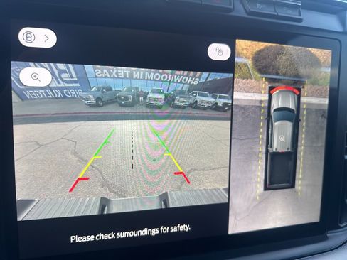 Used 2024 Ford F250 Platinum w/ FX4 Off-Road Package image 7