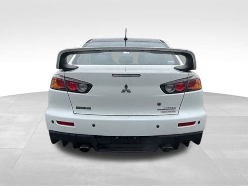 Used 2015 Mitsubishi Lancer Evolution Final Edition image 6