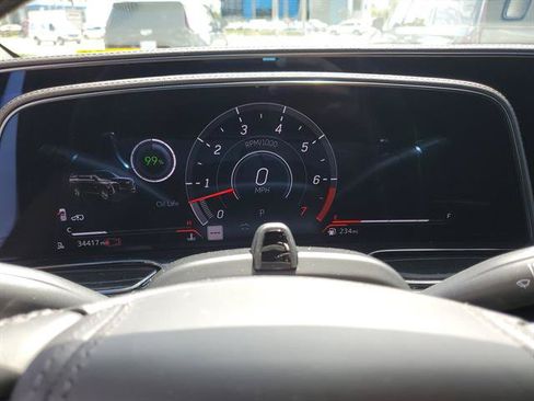 Certified 2023 Cadillac Escalade ESV V AWD/4WD image 47