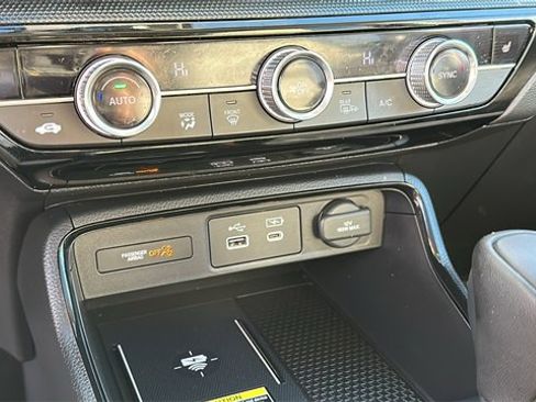 Used 2025 Honda CR-V EX-L image 18